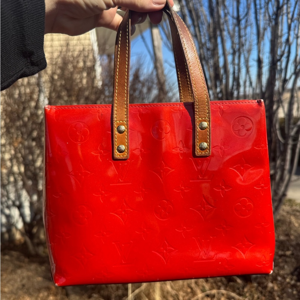 Louis Vuitton purse
